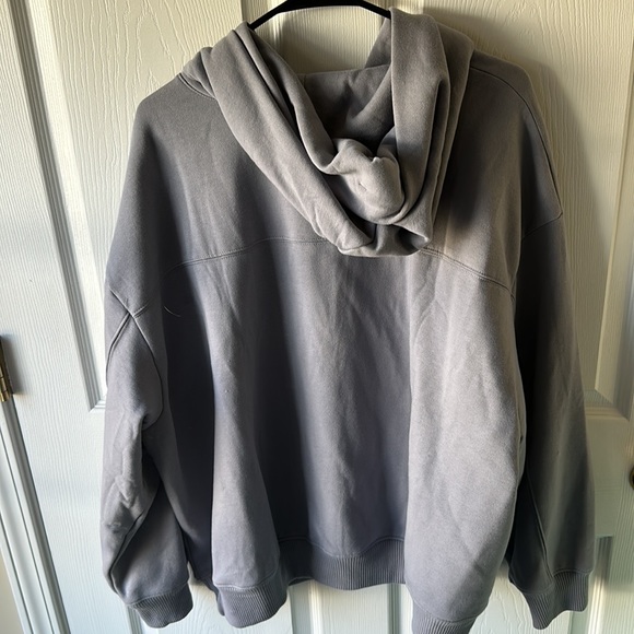 A new day, target sweatshirt - Picture 4 of 5